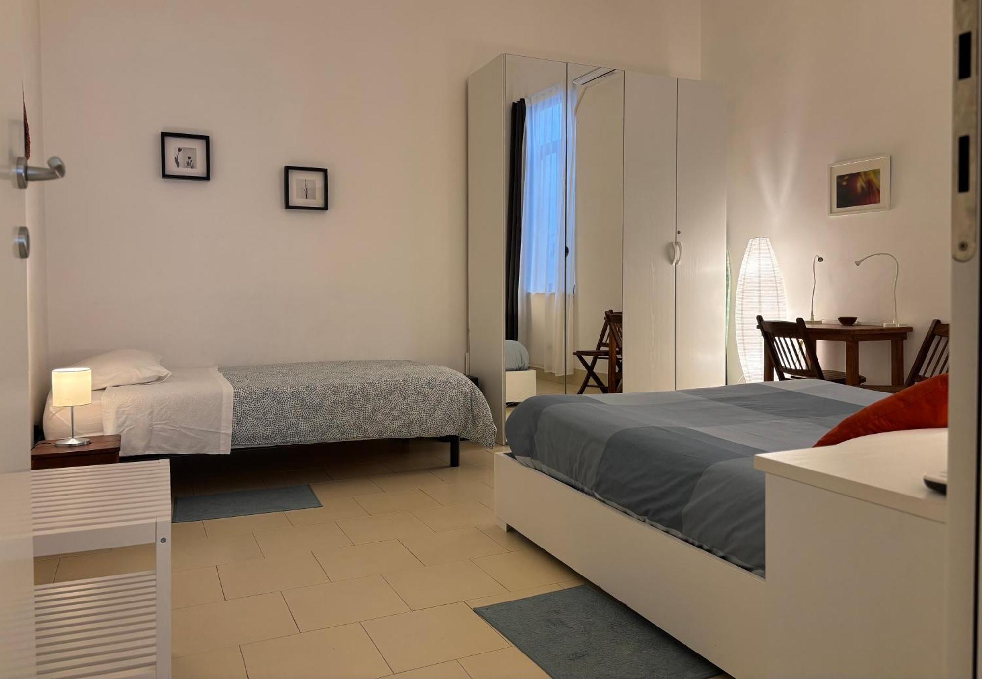 Castle Apartment Bari Bagian luar foto